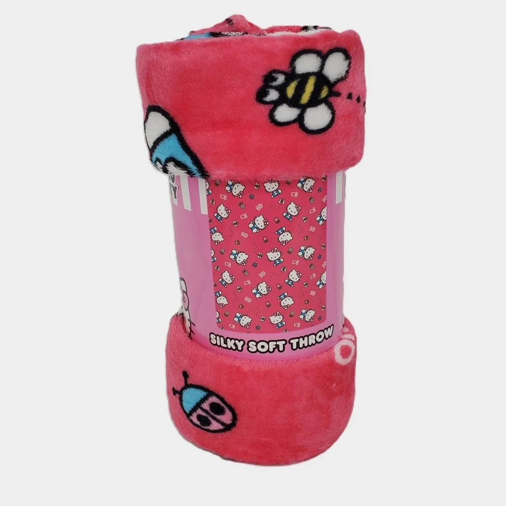 Sanrio Hello Kitty Sweet Bug‎ Silky Soft Throw Blanket Pink 46in x 60in Cozy New